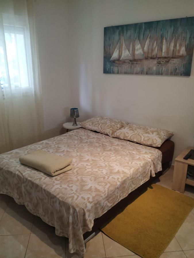 Studio Apartman Violeta II - 50M From The Beach Трогір Екстер'єр фото